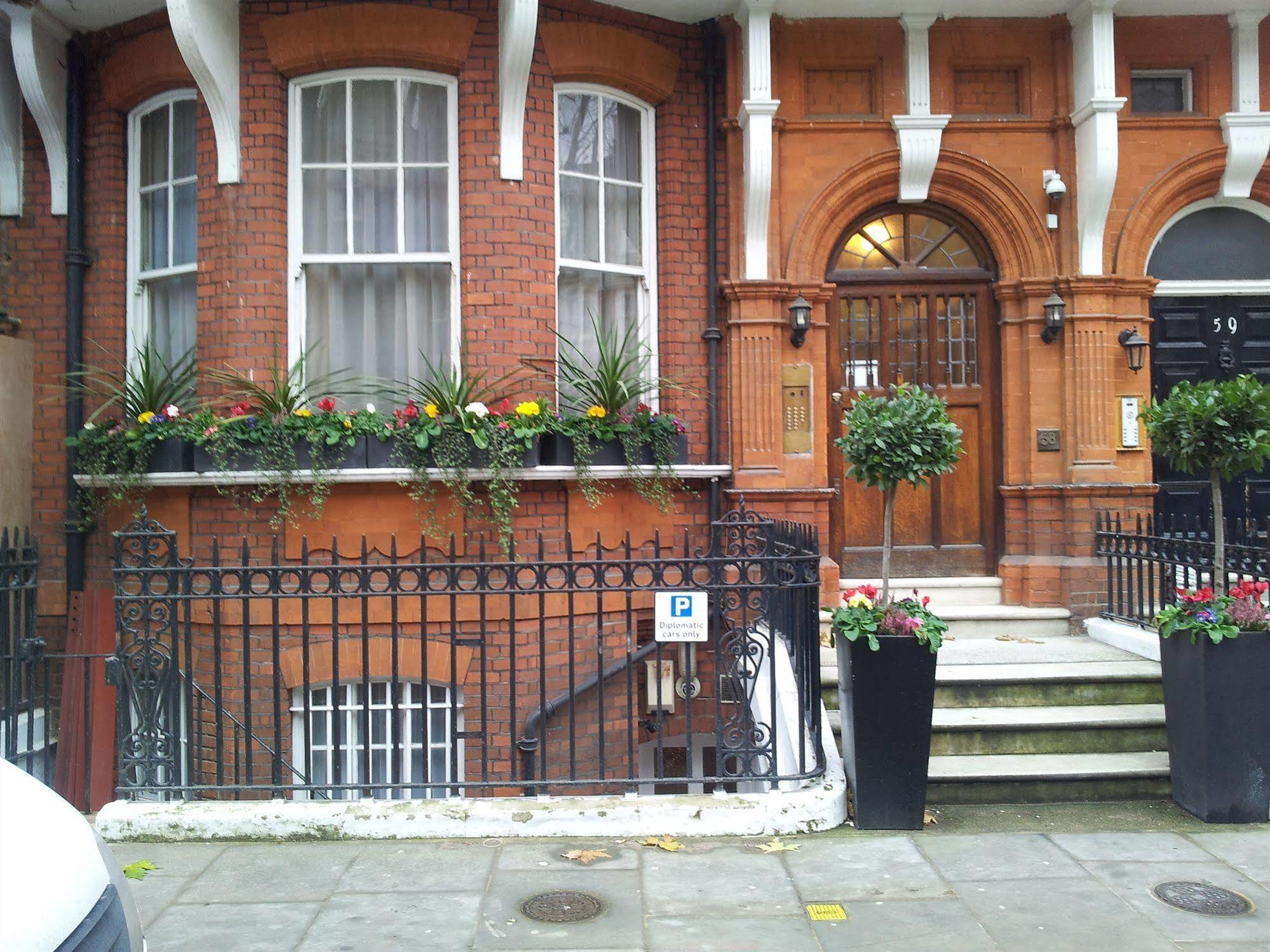 Kensingtoncourt Aparthotel Londen Buitenkant foto