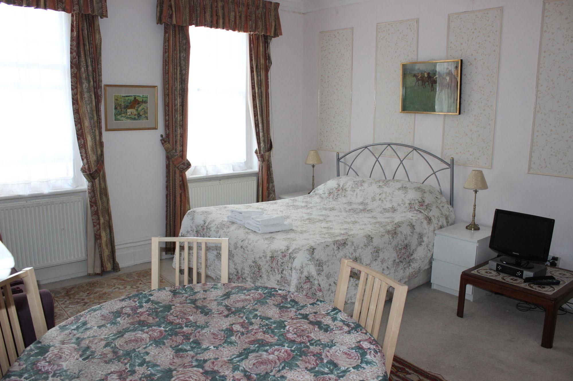 Kensingtoncourt Aparthotel Londen Buitenkant foto